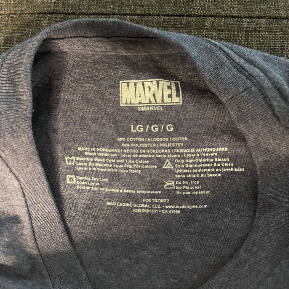 Marvel captain America shirt - Picture 3 of 3